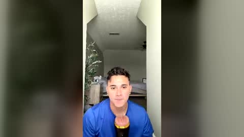 monchito88 online show from July 20, 7:37 pm