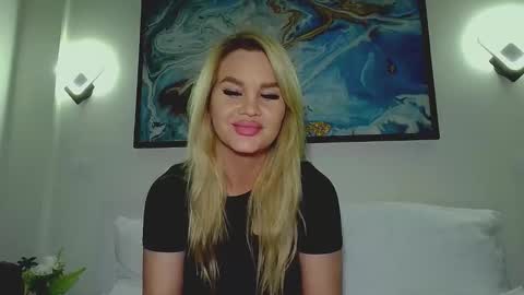 Monica online show from September 29, 3:38 am