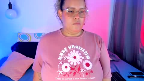 aleja      independent model       online show from January 30, 11:13 pm