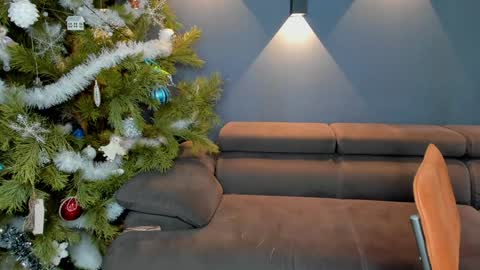 monica_weisss online show from January 11, 4:36 pm