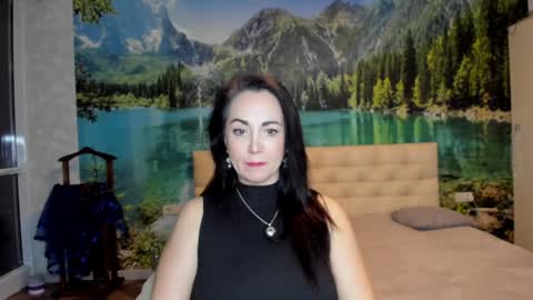 monica_weisss online show from January 14, 7:53 pm