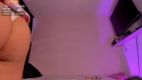 monicasecretx_ online show from May 16, 8:07 pm