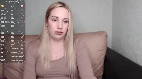 Monika online show from November 4, 1:12 pm