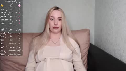 Monika online show from November 3, 12:17 pm