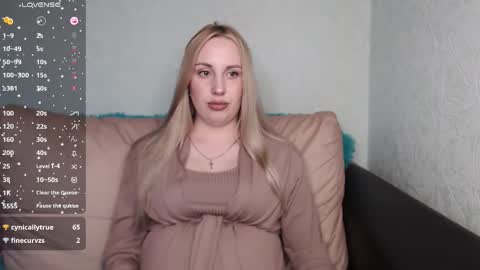 Monika online show from October 11, 1:05 pm