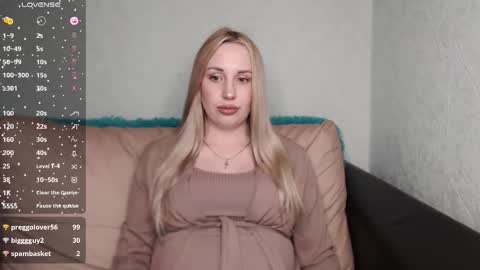 Monika online show from October 13, 1:24 pm