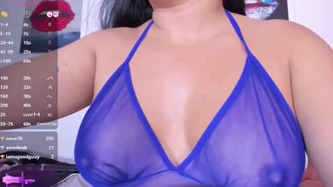 I am Monika online show from November 11, 9:39 pm