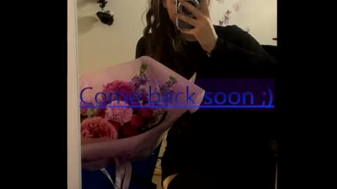 Monika online show from May 6, 12:44 pm