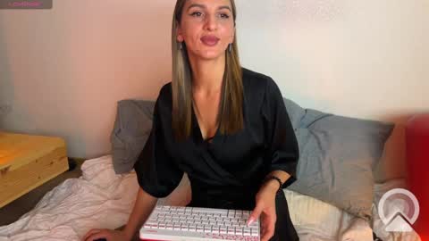 Snapshot of monikate_ chatting on March 7, 2:45 pm Himy name Kateim pvt model with hairy pussy online show from March 7, 2:45 pm