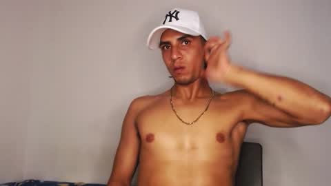 simon dice online show from December 20, 4:52 am