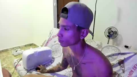 monkeyd_66 online show from January 10, 1:20 pm