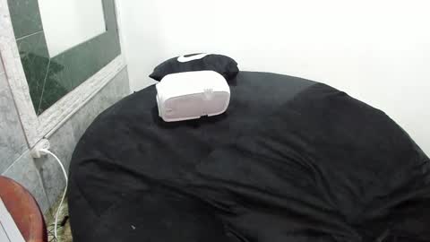 monkeyd_66 online show from February 7, 8:55 am