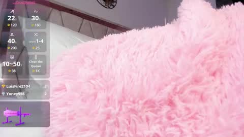 Snapshot of monserratrey1 chatting on December 7, 3:14 pm Monserrat Rey online show from December 7, 3:14 pm