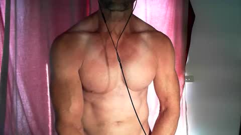 Snapshot of monsterdildos chatting on September 28, 2:09 am monsterdildos online show from September 28, 2:09 am
