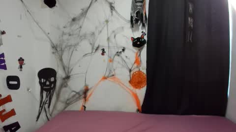 montes_juan online show from November 7, 8:00 pm