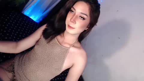 Snapshot of montrous_princessx chatting on January 7, 5:31 pm Princess take me to private or password show online show from January 7, 5:31 pm