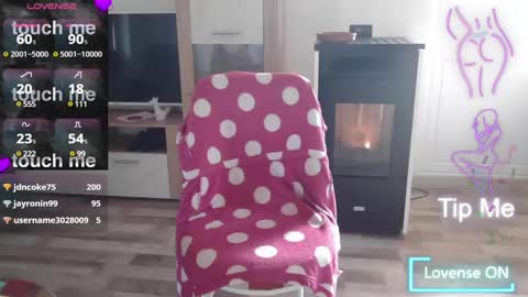 Snapshot of montserrat123 chatting on February 27, 10:55 am Monse online show from February 27, 10:55 am