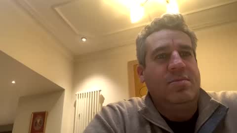 Monty G online show from December 4, 1:19 am