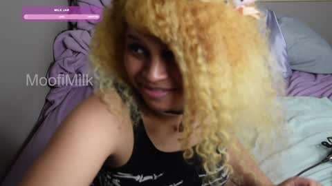 Moofi Milk online show from January 25, 12:16 pm