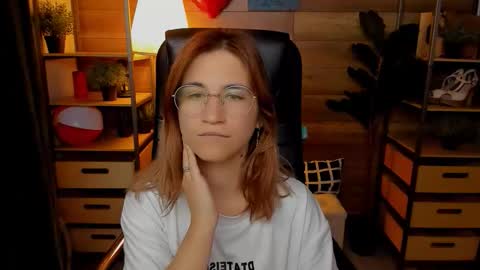 Snapshot of moon13152 chatting on September 13, 3:58 pm Katrin online show from September 13, 3:58 pm