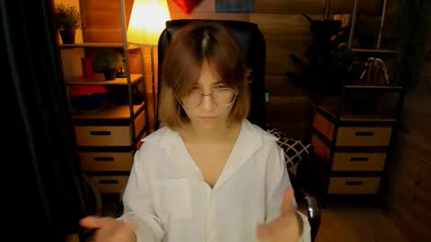 Katrin online show from October 27, 9:15 pm