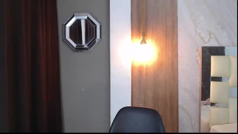 moon_and_fire_ online show from April 25, 6:26 am