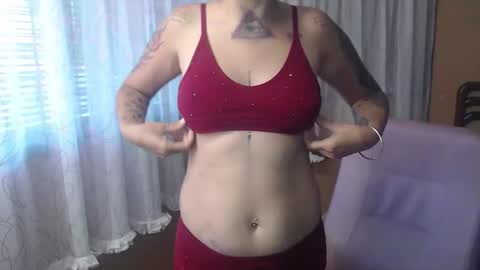 Luna online show from February 8, 2:42 pm