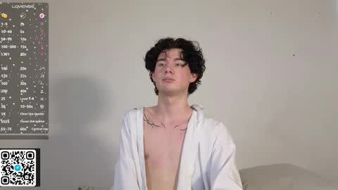 moon_gloww online show from February 12, 8:29 am