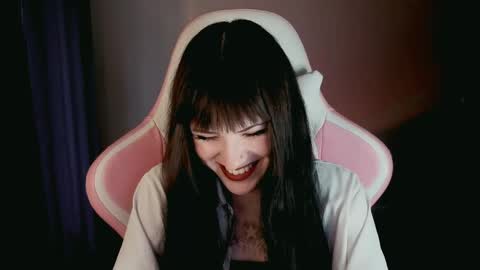  sophie  online show from June 2, 7:05 pm