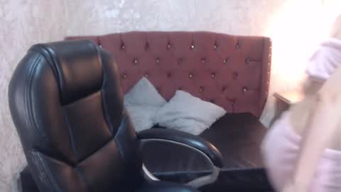 Charlotte online show from February 24, 8:14 pm