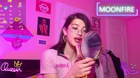 Nicky  online show from April 10, 10:53 am