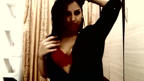 Claire online show from April 1, 4:59 pm