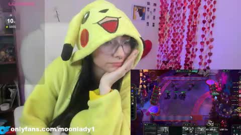 MOON  online show from February 25, 2:59 am