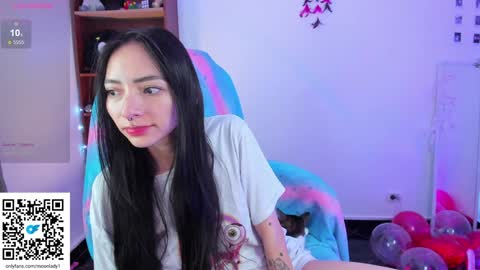 MOON  online show from February 5, 2:29 am