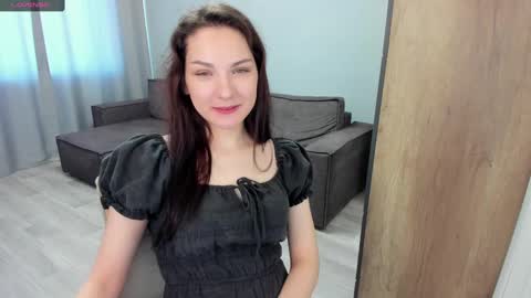 Snapshot of moonmila23 chatting on March 1, 5:09 am moonmila23 online show from March 1, 5:09 am