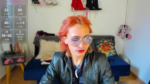 Moon online show from November 1, 9:14 pm