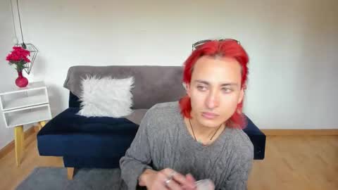 Moon online show from November 13, 8:11 pm