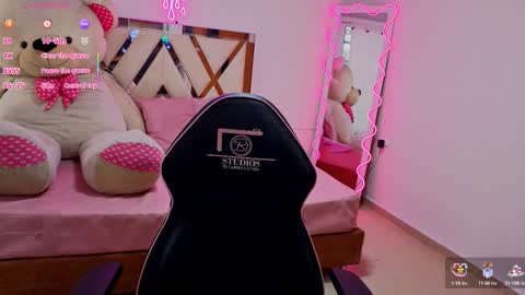Moon  online show from September 18, 8:02 pm