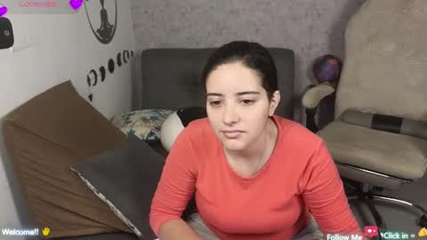 Snapshot of moonwoman_ chatting on March 11, 3:14 am Moon Woman online show from March 11, 3:14 am