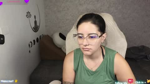 Snapshot of moonwoman_ chatting on February 5, 2:08 am Moon Woman online show from February 5, 2:08 am