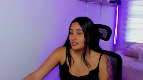 morena_rodriguez_9 online show from December 21, 7:09 pm