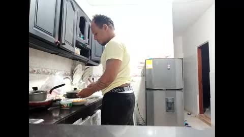 morenazo21cm_ online show from May 9, 2:28 am