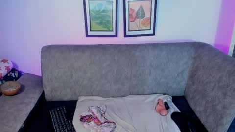 morgana_noctis online show from April 7, 1:29 am