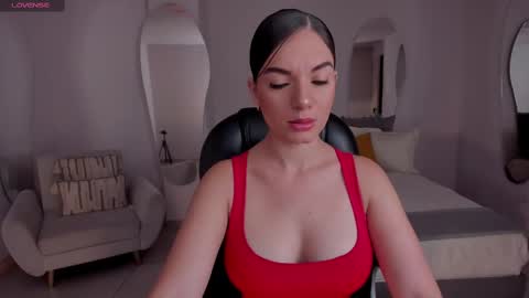 Morgan Hicks online show from March 3, 6:46 pm