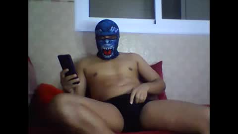 moroccanfucker93 online show from October 27, 5:13 pm