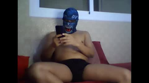 moroccanfucker93 online show from October 25, 11:38 pm