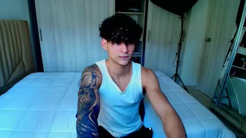 Snapshot of morthy_downey chatting on January 31, 5:53 pm Morthy online show from January 31, 5:53 pm