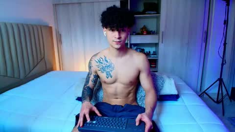 Snapshot of morthy_downey chatting on February 5, 3:52 pm Morthy online show from February 5, 3:52 pm