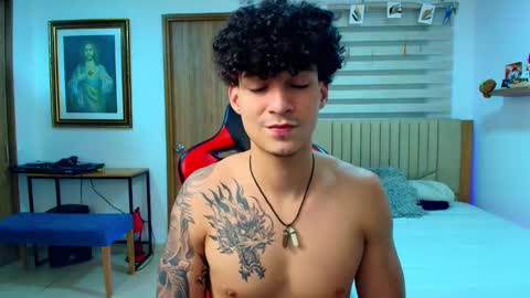 Snapshot of morthy_downey chatting on February 19, 8:31 pm Morthy online show from February 19, 8:31 pm