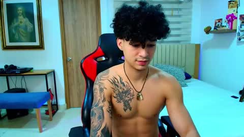 Snapshot of morthy_downey chatting on February 17, 1:00 pm Morthy online show from February 17, 1:00 pm